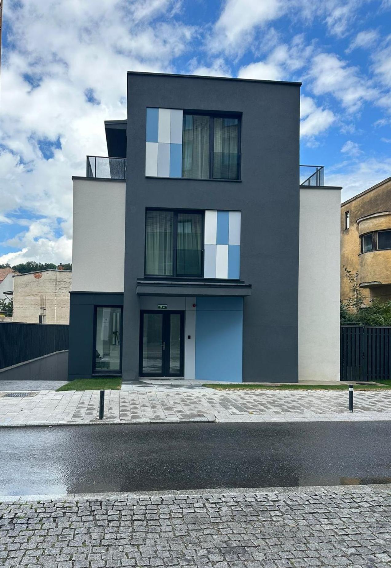 Syndicate Lodging Aparthotel Cluj-Napoca Esterno foto